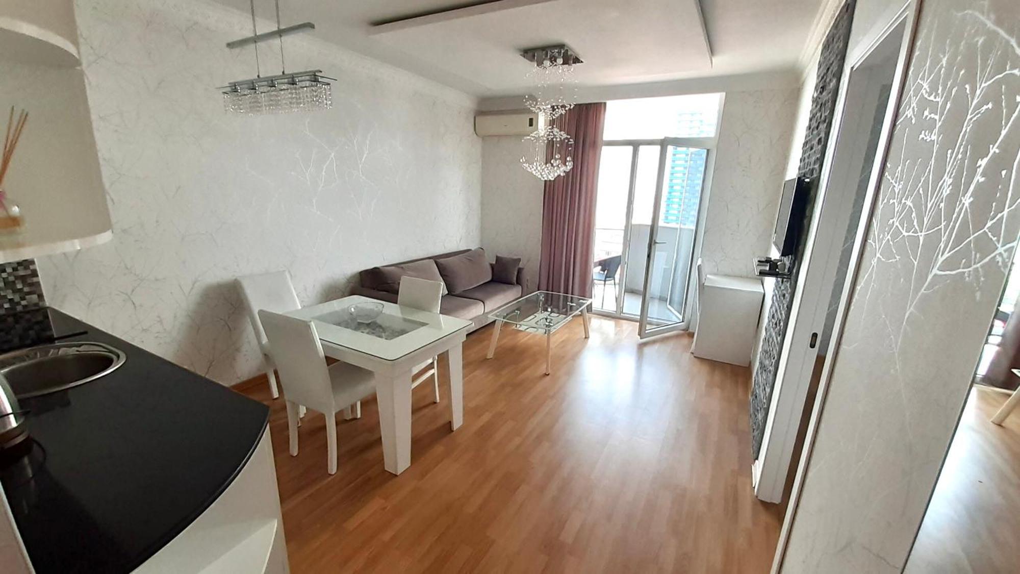 Tina'S Apartments With Panoramic Sea View 바투미 객실 사진