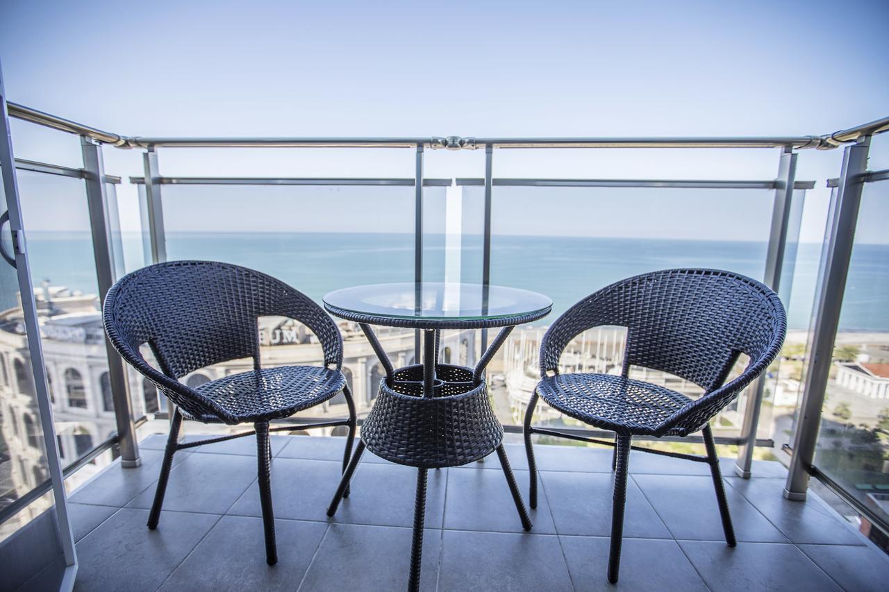 Tina'S Apartments With Panoramic Sea View 바투미 외부 사진