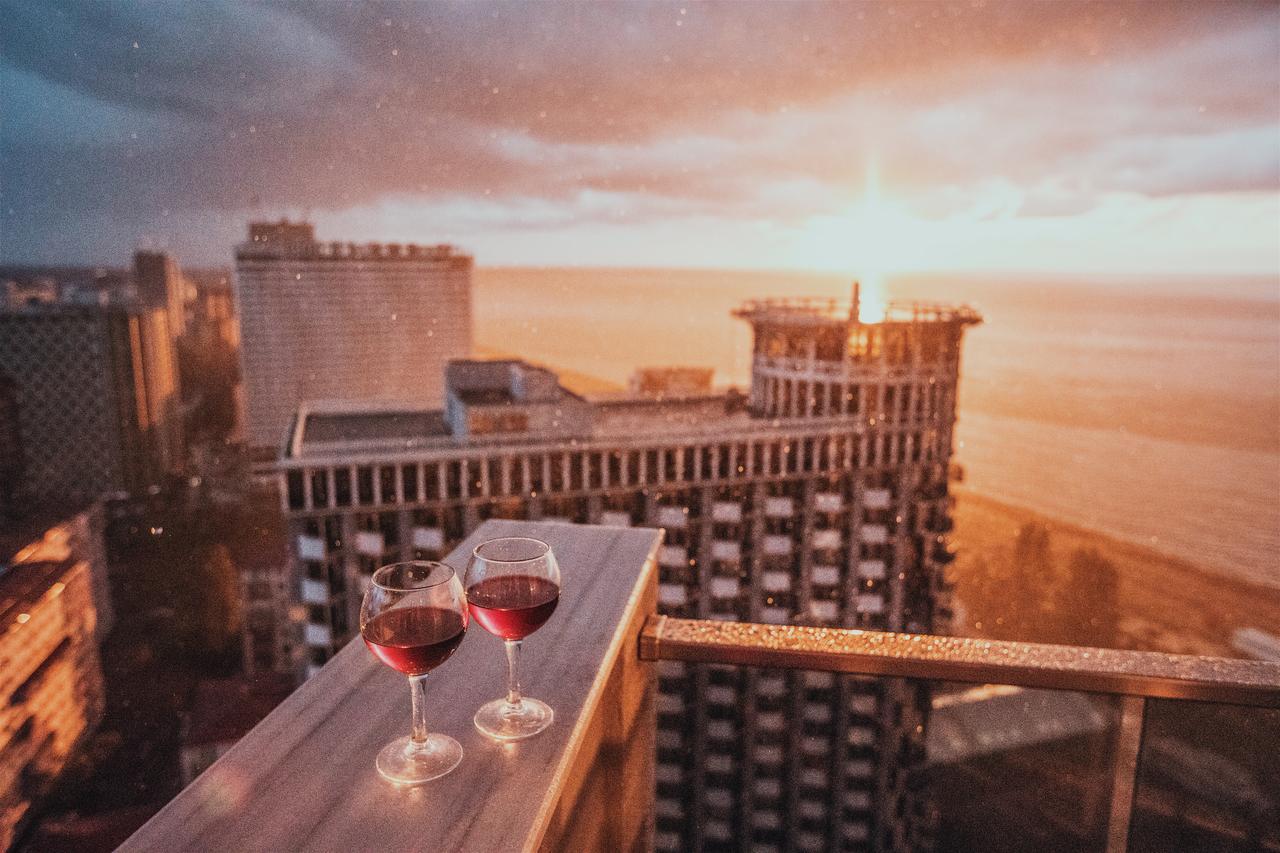 Tina'S Apartments With Panoramic Sea View 바투미 외부 사진